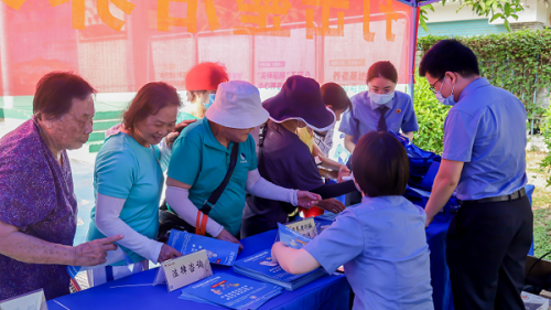 广东省中山第一市区检察院“贴近式”开展打击整治养老诈骗法治宣