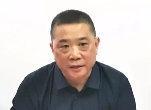 借吃喝小圈子大搞利益勾兑，孔滨兵被公诉！