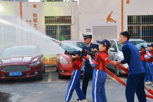 深圳消防科普实战演练燃爆全场